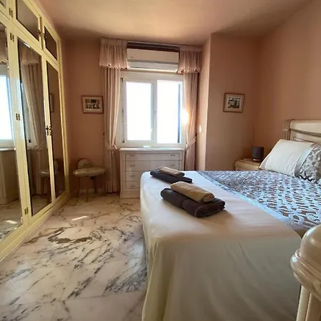 Apartment Beachfront Calahonda *